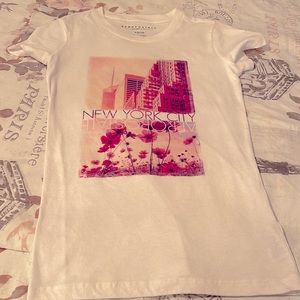 X Small white Aeropostal Shirt with burgundy and pink